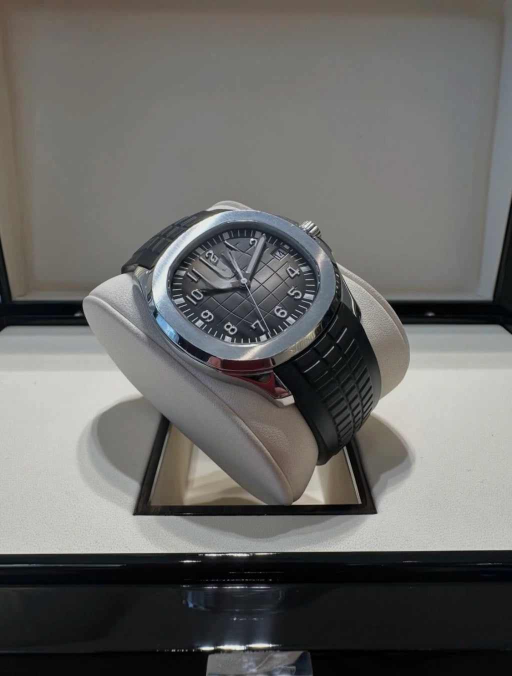 Aquanaut Dual Time Supreme