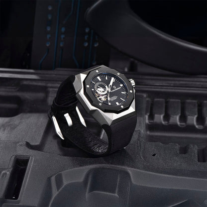 Design Armored Black