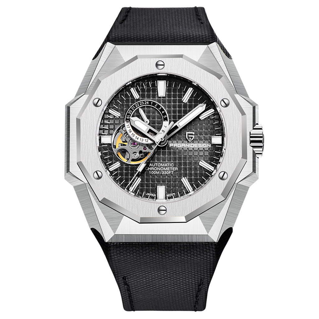 Design Armored Black and White